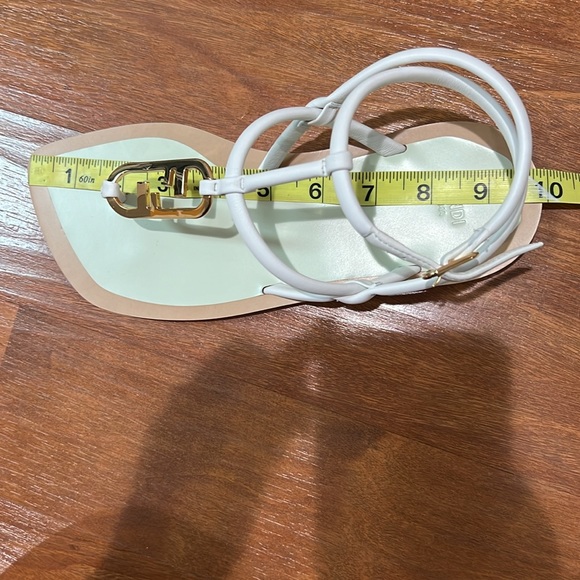 Fendi O’Lock white sandal New size 36 - Picture 11 of 12